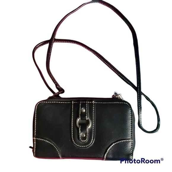 FREE with bundle! Crossbody vegan leather wallet - Picture 1 of 7